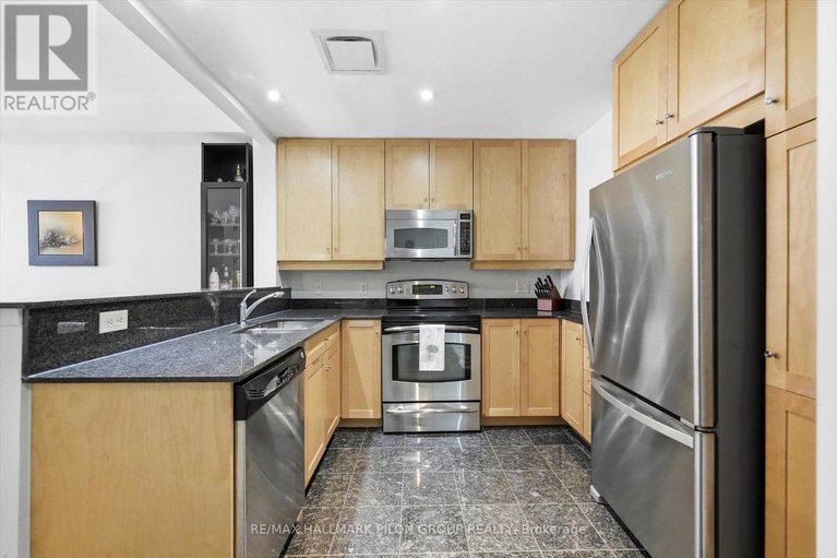 29398447/306-320-mcleod-street/ottawa-centre/ottawa/ontario/K2P1A3_4