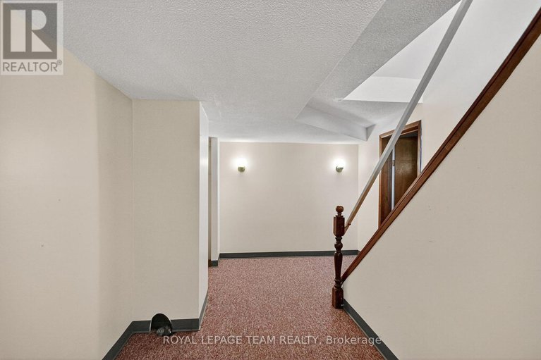 29377345/1264-morrison-drive/redwood-park/ottawa/ontario/K2H7L5_38