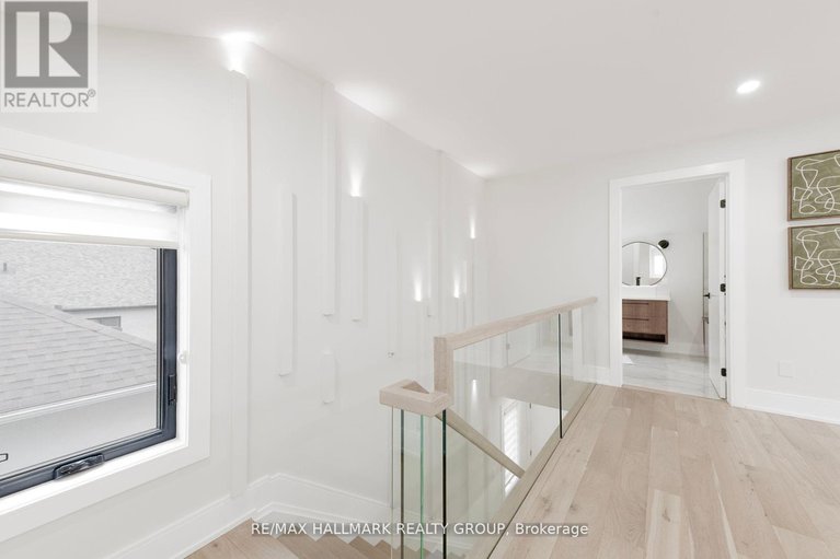 28666253/185-carleton-avenue/ottawa-westtunneys-pasture/ottawa/ontario/K1Y0J5_31