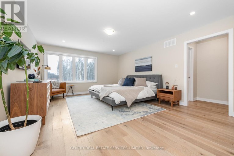 27767880/6368-renaud-road/ottawa/ontario/K1W0R9_14