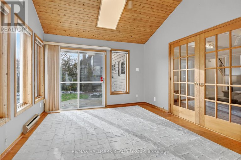 29129242/89-westpark-drive/blackburn-hamlet/ottawa/ontario/K1B3G4_23