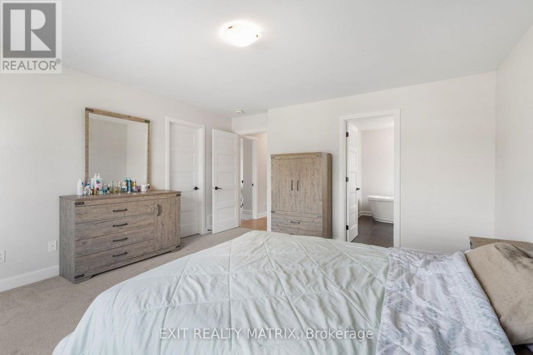28493432/461-aurora-street/russell-twp/russell/ontario/K4R0L3_20