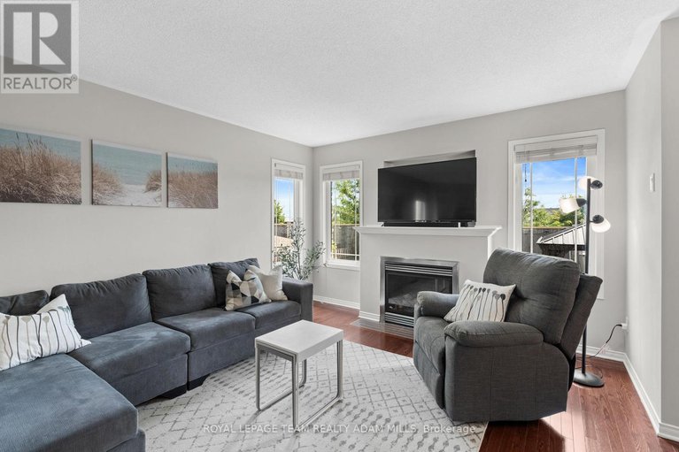 28591916/1543-carronbridge-circle/emerald-meadowstrailwest/ottawa/ontario/K2M0G8_18