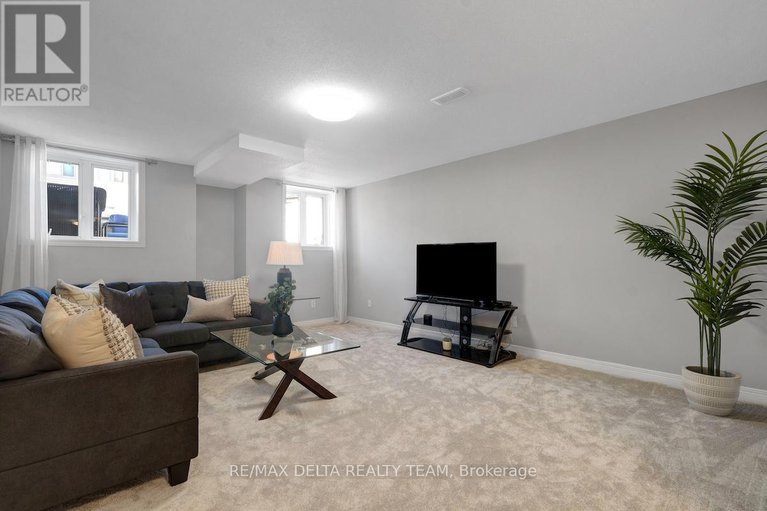 28971561/1969-schroeder-crescent/springridgeeast-village/ottawa/ontario/K4A4P7_32