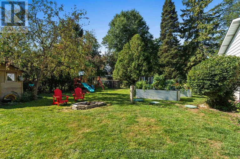 28834726/1095-boucher-crescent/manotick-south-to-roger-stevens/ottawa/ontario/K4M1B3_39