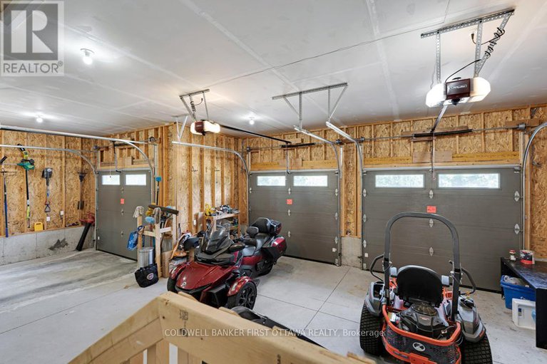 28759798/22-rideau-crossing-crescent/north-grenville-twp-kemptville-east/north-grenville/ontario/K0G1J0_42