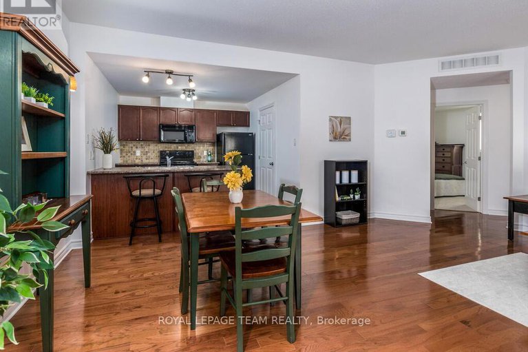 28018586/b-1113-stittsville-main-street/stittsville-north/ottawa/ontario/K2S0C8_11