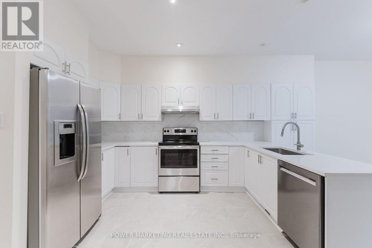 29074509/318-rustic-hills-crescent/springridgeeast-village/ottawa/ontario/K4A5A8_10