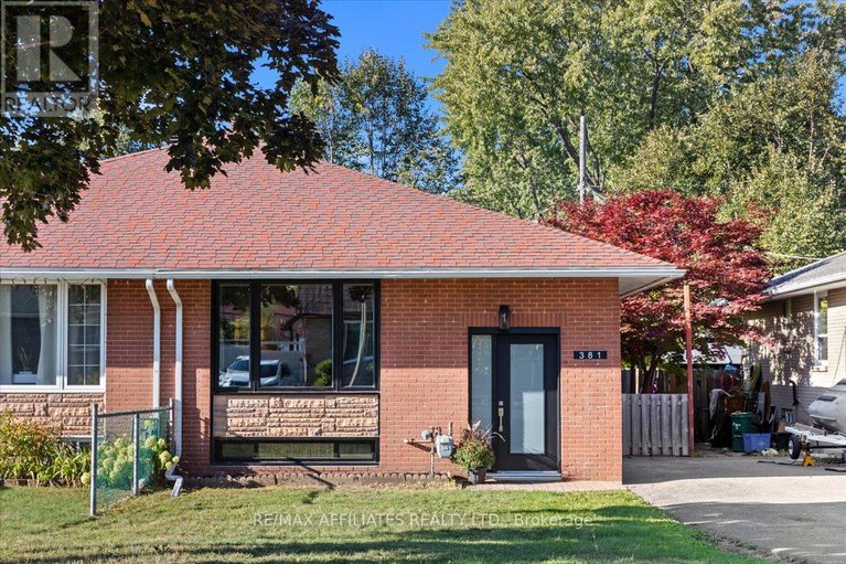 28869216/381-spartan-avenue/vanier/ottawa/ontario/K1K1J6_1
