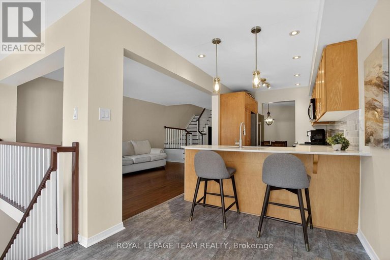 29526467/19-goldthorpe-private-n/stonebridge/ottawa/ontario/K2J5L6_12