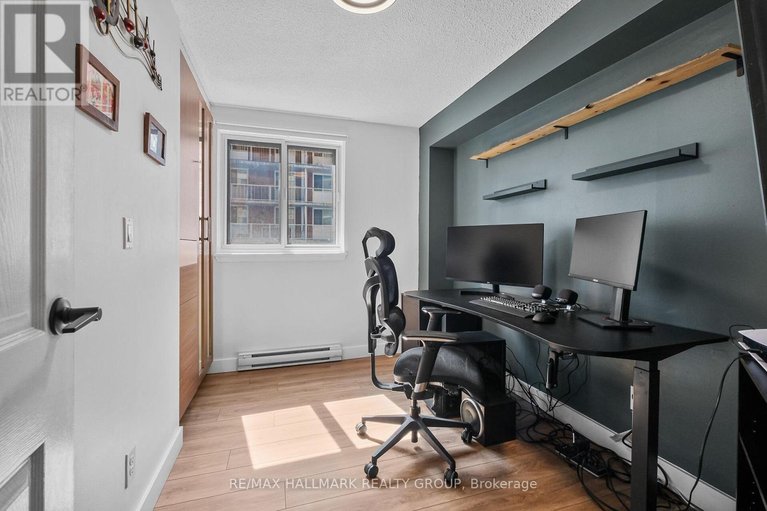 29645636/604-199-kent-street/ottawa-centre/ottawa/ontario/K2P2K8_26