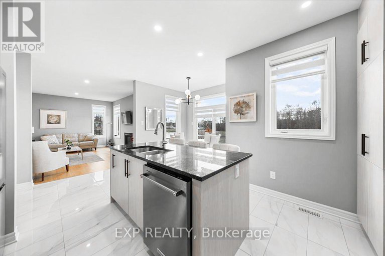 29135889/676-fisher-street/north-grenville-twp-kemptville-south/north-grenville/ontario/K0G1J0_11