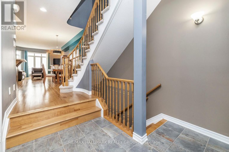 28265778/202-waymark-crescent/bridlewood/ottawa/ontario/K2M0A6_4