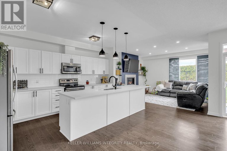 28230053/176-onyx-crescent/town-of-rockland/clarence-rockland/ontario/K4K1P6_11