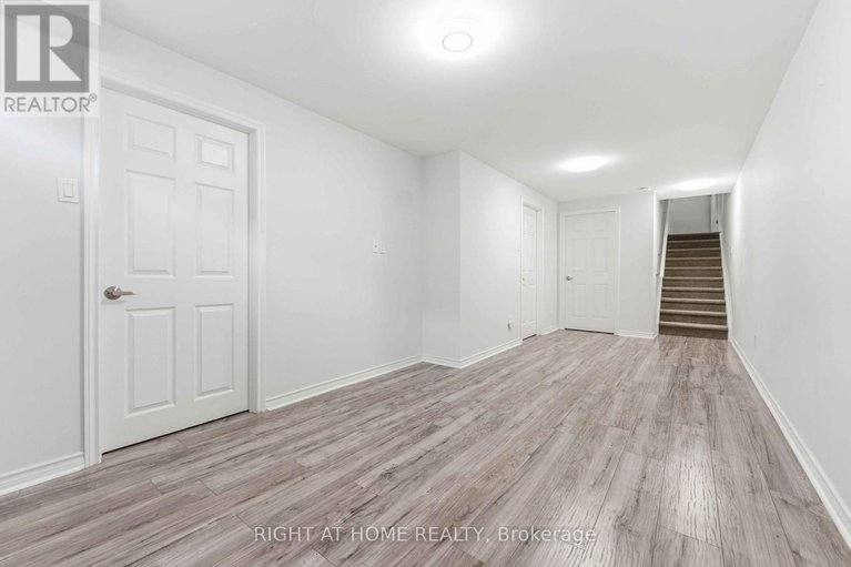 29608682/404-edgevalley-court/stittsville-north/ottawa/ontario/K2S2R3_39