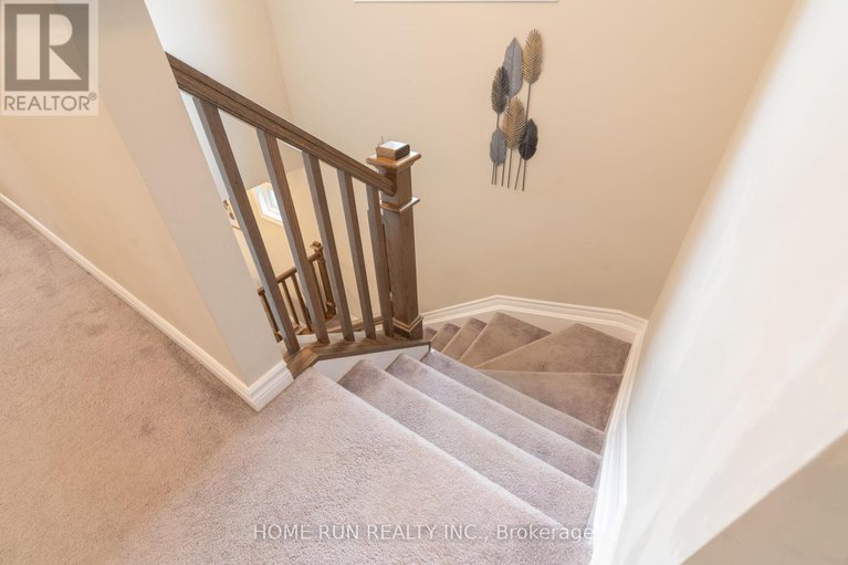 28823444/974-kilbirnie-drive/half-moon-bay/ottawa/ontario/K2J6E6_17