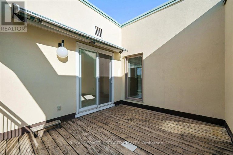 28800164/17-columbus-avenue/overbrook/ottawa/ontario/K1K1R2_32
