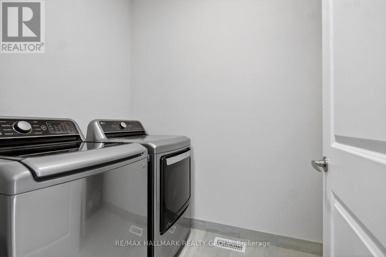 29271214/238-pursuit-terrace/goulbourn-twp-from-franktown-rdsouth-to-rideau/ottawa/ontario/K0A2Z0_22