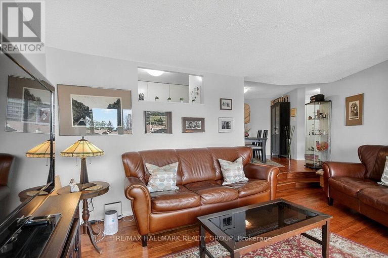 29556858/208-1081-ambleside-drive/woodroffe/ottawa/ontario/K2B8C8_16