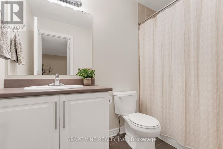 29235823/568-voie-du-pin-rouge-way/mer-bleuebradley-estatesanderson-park/ottawa/ontario/K1W0C4_25