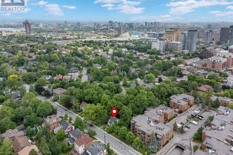 28574228/249-old-irving-place/civic-hospital/ottawa/ontario/K1Y1Z9_33