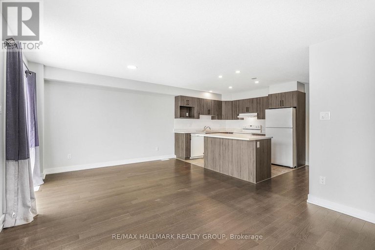 29364224/877-platinum-street/clarencerockland-twp/clarence-rockland/ontario/K4K0H9_14