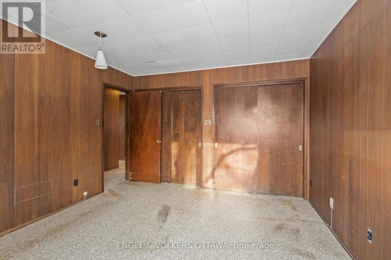 29184532/2626-elmhurst-street/queensway-terrace-north/ottawa/ontario/K2B7N6_61