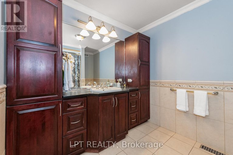 29069882/5440-wadell-court/manotick-village-manotick-estates/ottawa/ontario/K4M1L3_24