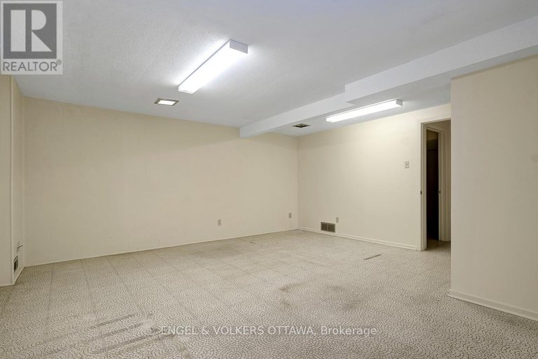 29078631/68-1947-stonehenge-crescent/pineview/ottawa/ontario/K1B4N7_26