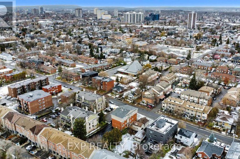 29138987/280-presland-road/overbrookcastle-heights/ottawa/ontario/K1K2B8_10