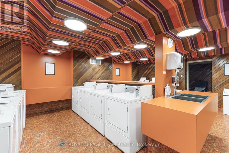 29180471/101-20-the-driveway-drive/ottawa-centregolden-triangle/ottawa/ontario/K2P1C8_33