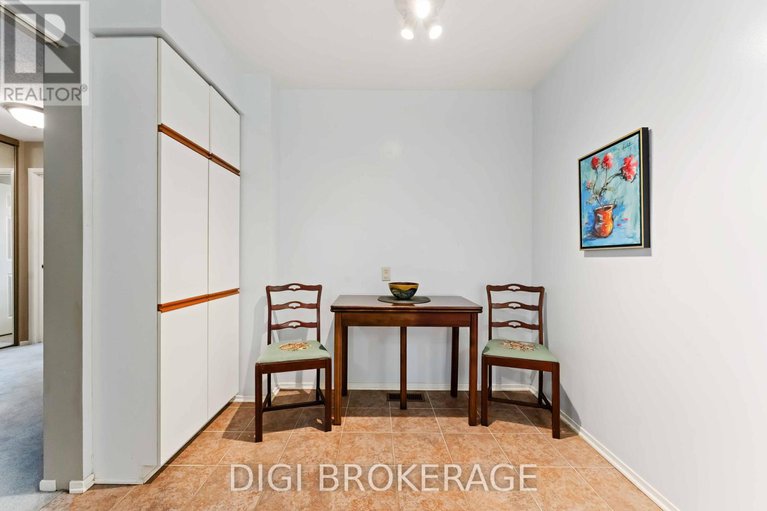 28971569/28-710-coronation-avenue/riverview-park/ottawa/ontario/K1G4G7_17