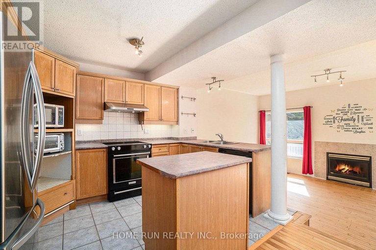 28866326/956-lovitt-road/fairfield-heights/ottawa/ontario/K2B1A7_7