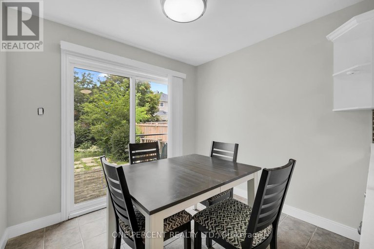 28639527/28-chickasaw-crescent/bridlewood/ottawa/ontario/K2M1M4_12