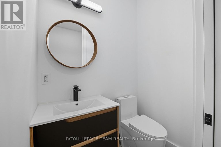 29001390/984-watson-street/fairfield-heights/ottawa/ontario/K2B6C2_6