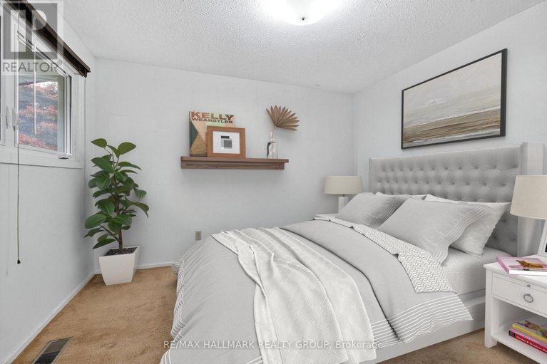 29038840/1415-plumber-avenue/carson-grove/ottawa/ontario/K1K4B2_33