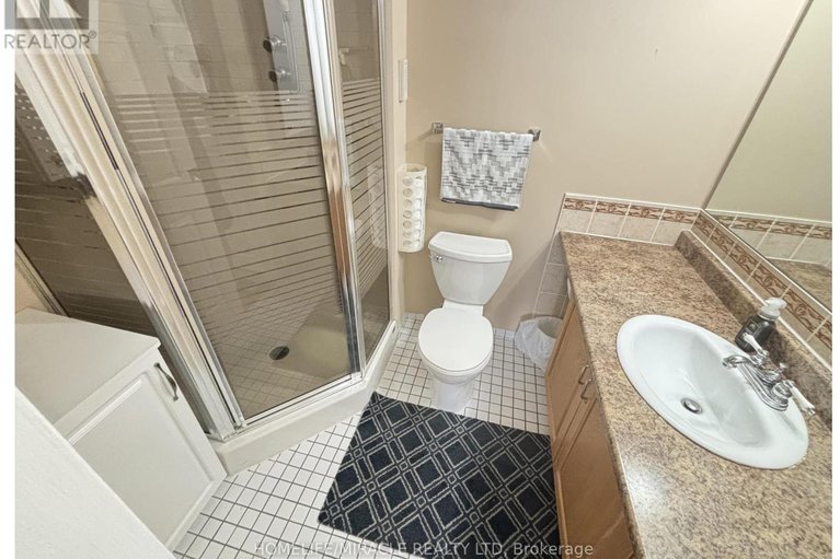 28451294/1409-2760-carousel-crescent/emerald-woodssawmill-creek/ottawa/ontario/K1T2N4_35