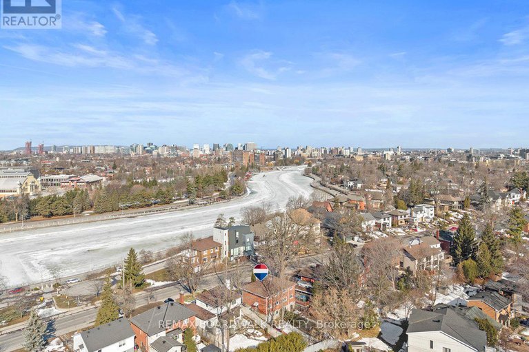 29467725/151-riverdale-avenue/old-ottawa-southrideau-gardens/ottawa/ontario/K1S1R1_13