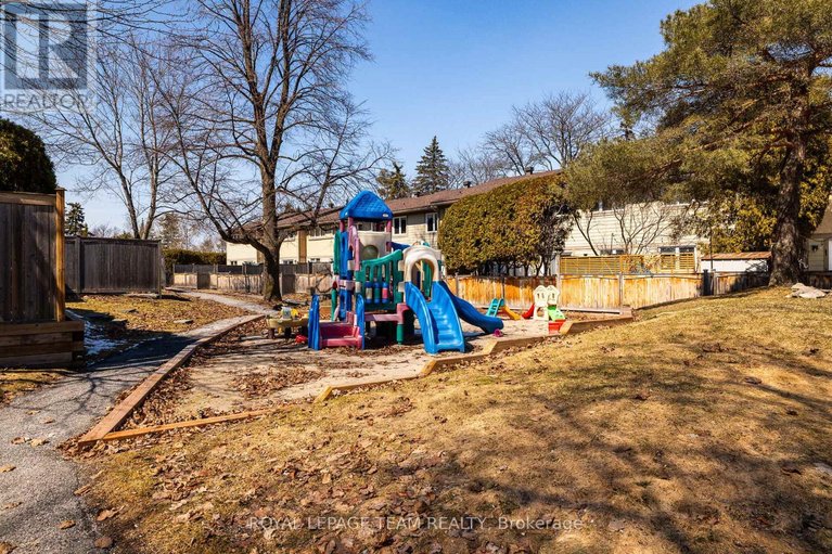 29577964/28-28-peary-way/katimavik/ottawa/ontario/K2L1Z8_29