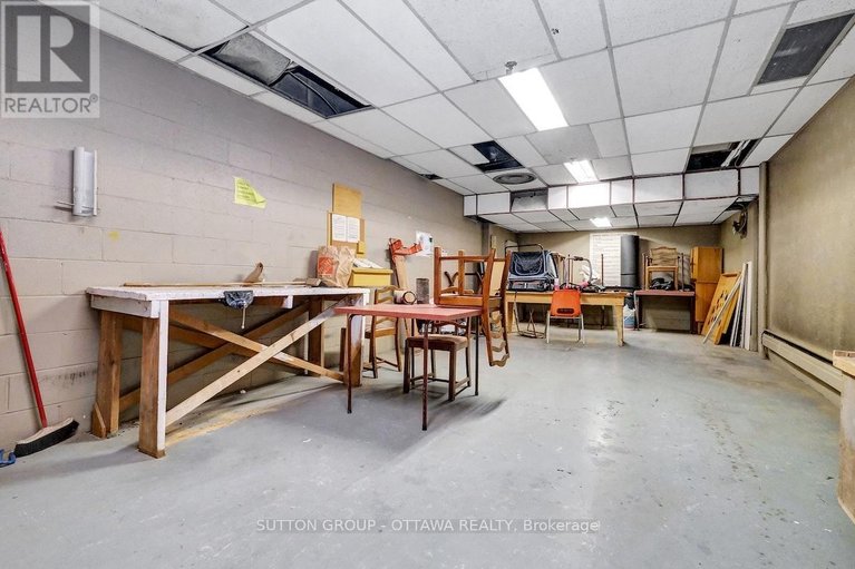 29455877/405-665-bathgate-drive/carson-meadows/ottawa/ontario/K1K3Y4_49