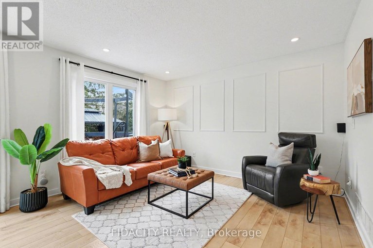 29655709/1-kathleen-crescent/stittsville-central/ottawa/ontario/K2S1L6_6