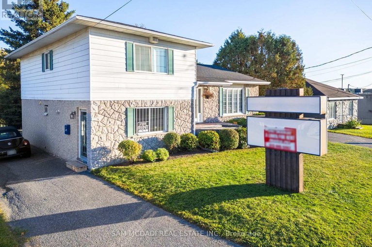 29621220/2705-laurier-street/town-of-rockland/clarence-rockland/ontario/K4K1A3_3