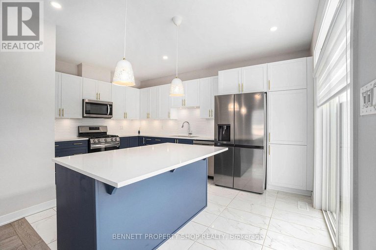 28231543/161-rugosa-street/half-moon-bay/ottawa/ontario/K2J6X4_5