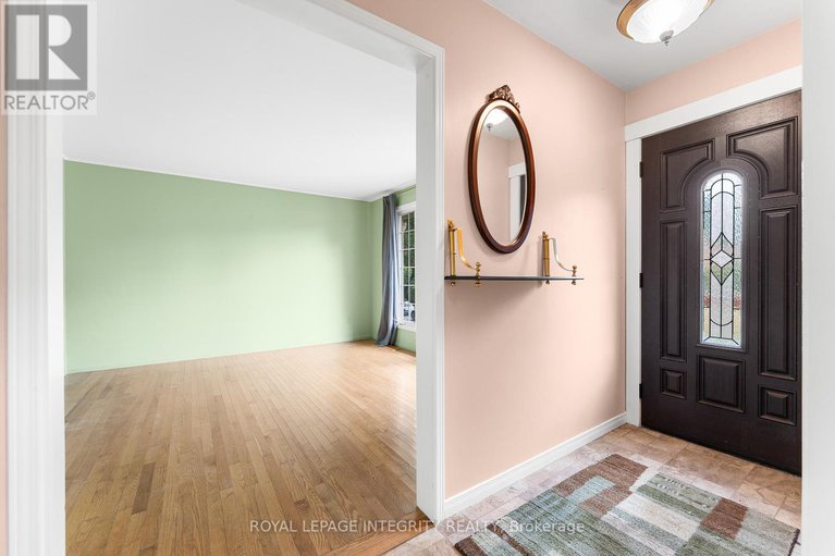 28928918/17-second-avenue/village-of-russell/russell/ontario/K4R1E2_3
