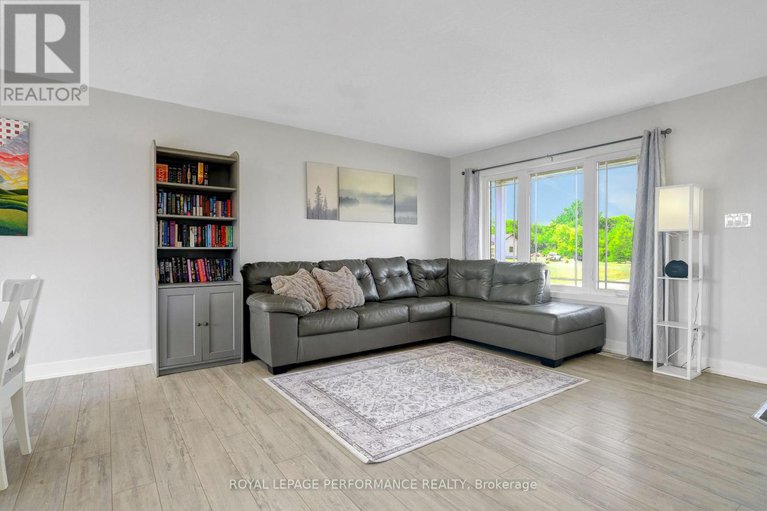 28622836/2995-drew-drive/north-dundas-mountain-twp/north-dundas/ontario/K0E1W0_4