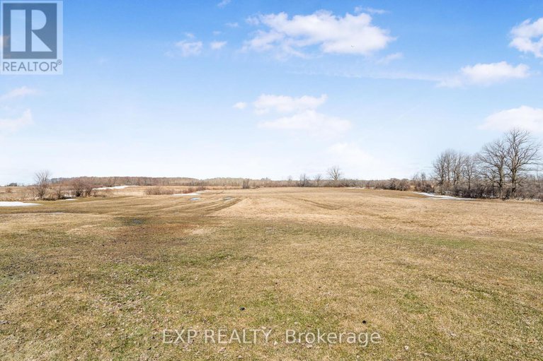 28323310/20405-laggan-glenelg-road/north-glengarry-lochiel-twp/north-glengarry/ontario/K0B1E0_28
