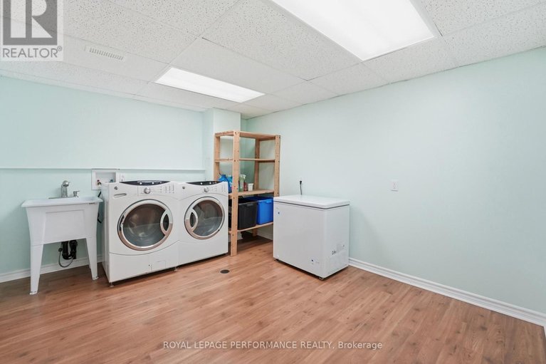 29570423/6442-bilberry-drive/orleans-wood/ottawa/ontario/K1C4P3_25