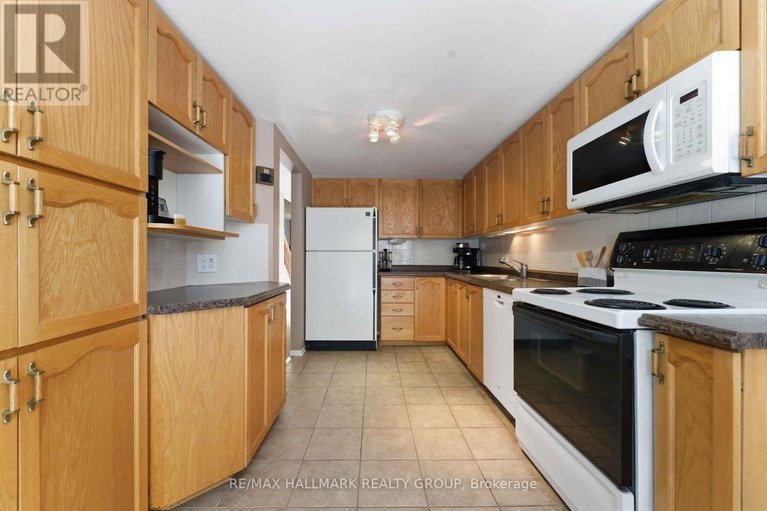 29677267/1660-locksley-lane/beaconwood/ottawa/ontario/K1J1B6_22
