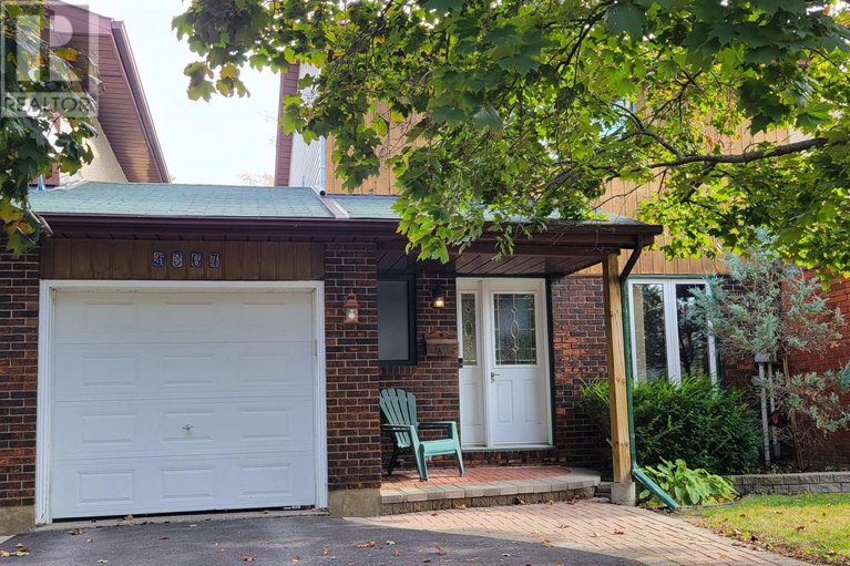 29688015/1367-cedarcroft-crescent/pineview/ottawa/ontario/K1B5G8_32