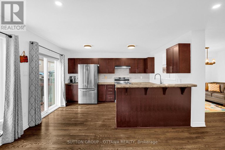 28595702/3123-burritts-rapids-place/half-moon-bay/ottawa/ontario/K2J0S8_13